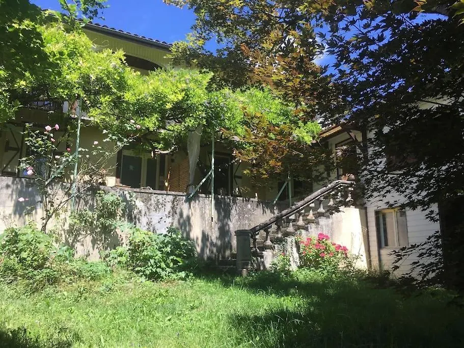 Holiday home Lerable Pourpre De La Grotte Au Lion Villa Arbon